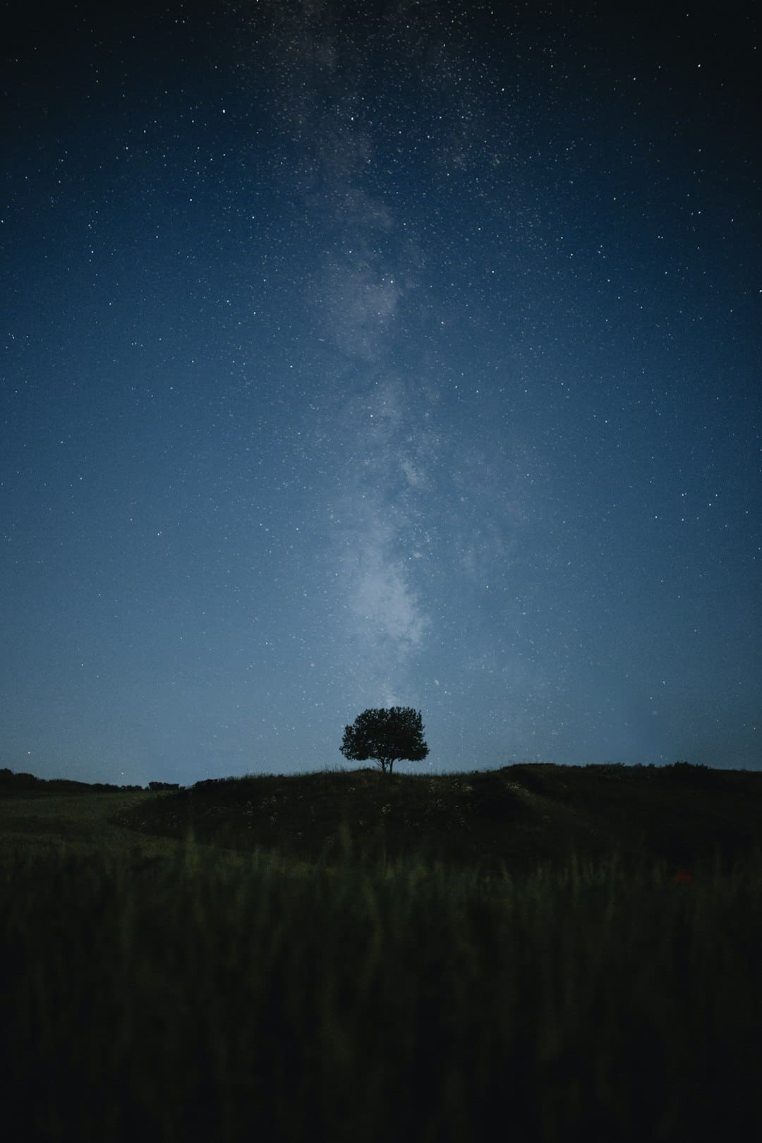 王源专辑新歌《全宇宙的引力》上线 吴青峰陈君豪玛莎等全明星阵型制造